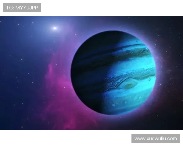 月光皇冠：璀璨星河下的梦幻萦绕